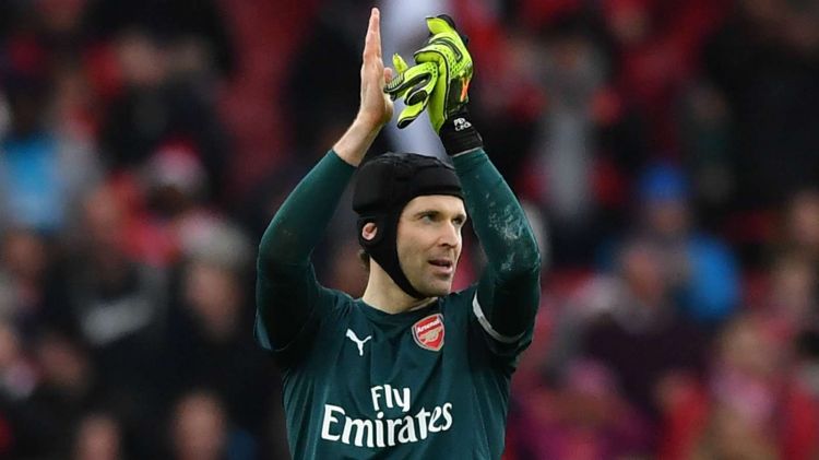 'An honour to have played with you’ Mikel lauds retiring Petr Cech