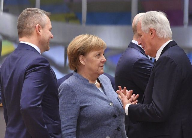 Angela Merkel, Michel Barnier discuss Brexit in Berlin