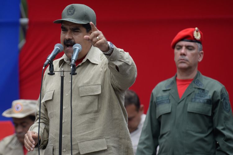 Maduro calls on army to maintain 'unity, discipline'