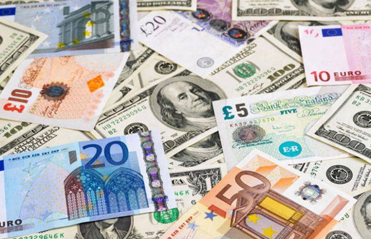 Azerbaijan posts decline in deposit dollarization