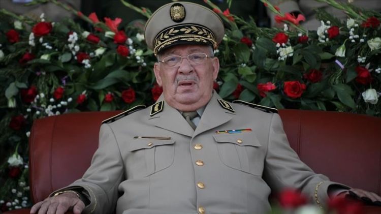 قائد أركان الجيش الجزائري: هناك تعاطف بين الجيش والشعب