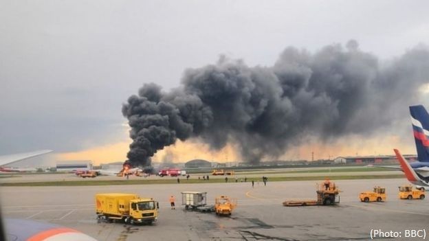 Moscow plane fire: 41 killed on Aeroflot jet