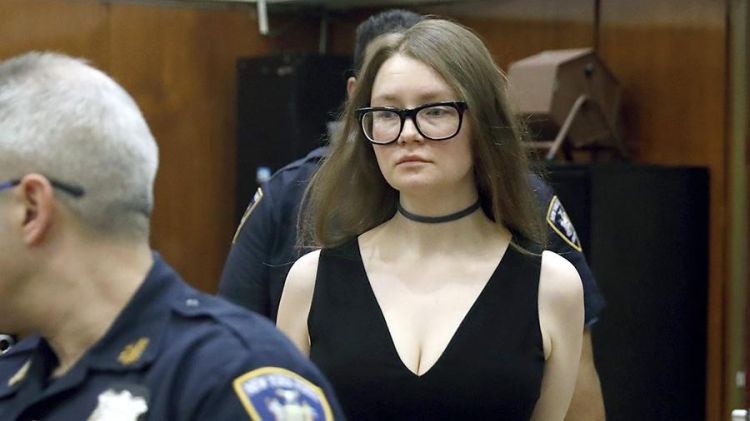 Кого в США обдурила  дочь дальнобойщика Анна Сорокина?