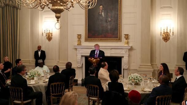 Трамп организовал ифтар в Белом доме