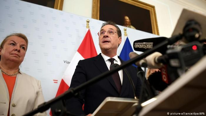 Resignation in Austrian government Vice-Chancellor steps down