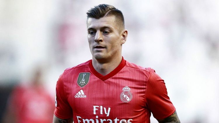 Kroos extends Real Madrid contract to 2023