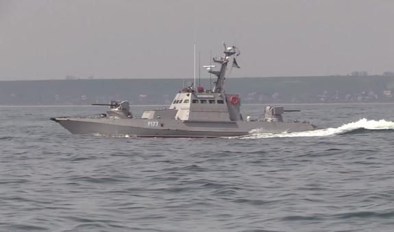 Киев вывел бронекатера в Азовское море