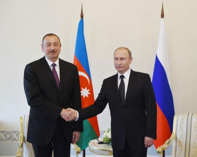 المكالمة الهاتفية بين رئيسي أذربيجان وروسيا
