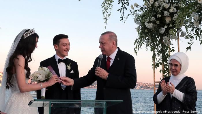 Erdogan was the best man in Ozil's wedding