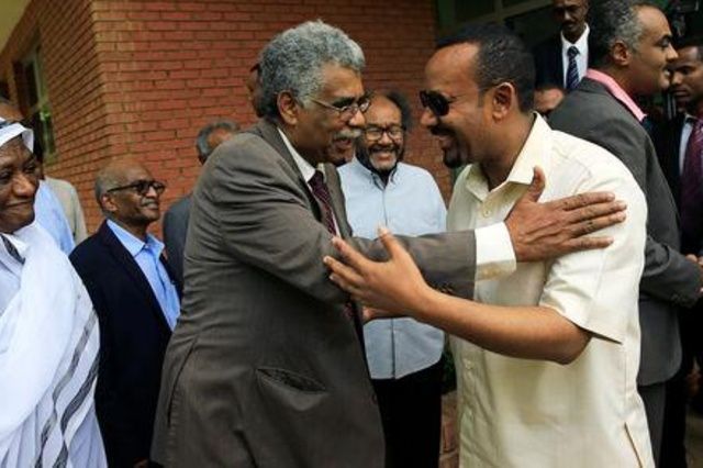 إثيوبيا تحاول التوسط لحل أزمة السودان بعد أعمال عنف دامية
