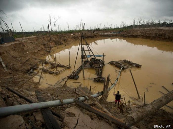 Peru shuts down one of the world’s largest illegal gold mines