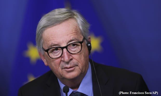 Juncker sees funny side as EU fails to find his replacement