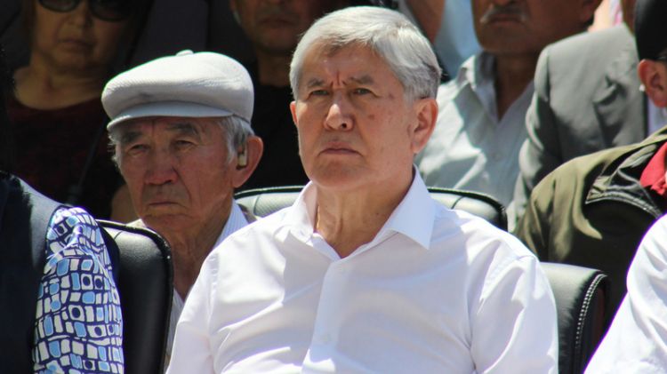 Parliament of Kyrgyzstan strips Almazbek Atambayev of his ex-president status
