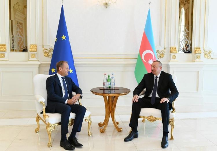 الاجتماع بين الرئيس الهام علييف ورئيس مجلس الاتحاد الأوروبي