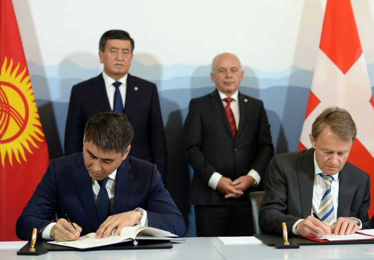 Kyrgyzstan and Switzerland ink 5 deals with two presidents in attendance