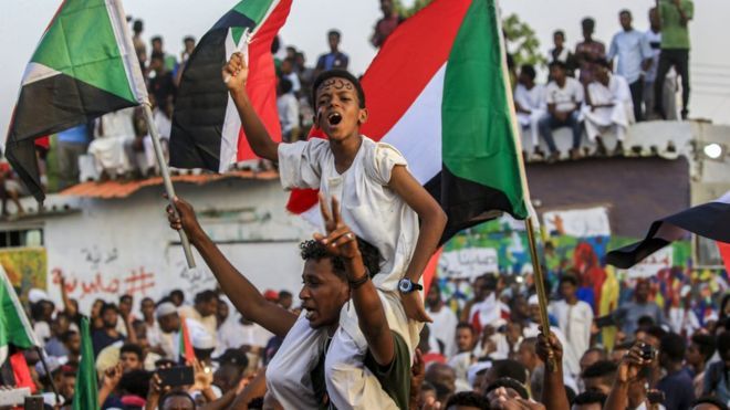أزمة السودان: هل تستغل قوى أجنبية الأوضاع في البلاد؟