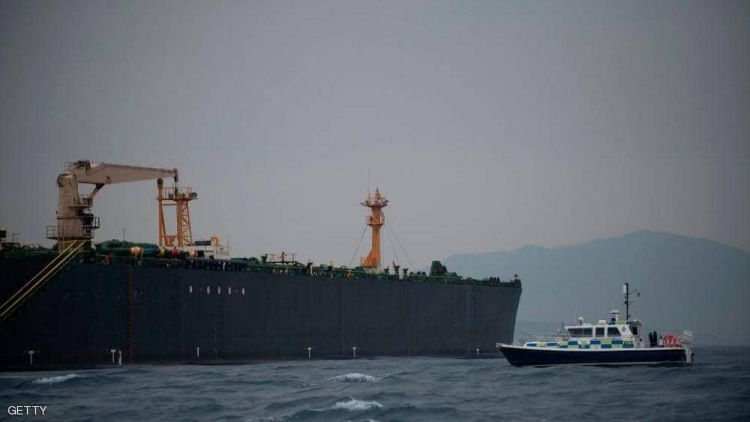 مطاردة دولية في البحار.. والهدف "سفن الشحن الإيرانية"