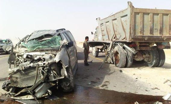 Hacıqabulda "Mercedes" yük maşınına çırpıldı 1 ölü, 1 yaralı