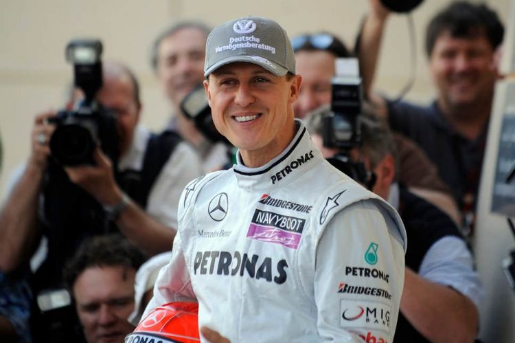 Michael Schumacher treated in Paris under great secrecy