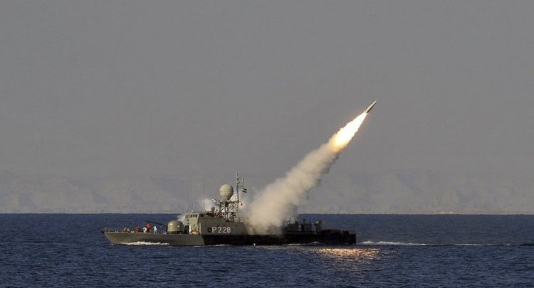 إيران تقول إنها ستجري مناورات لأول مرة مع روسيا والصين في المحيط الهندي وبحر عمان