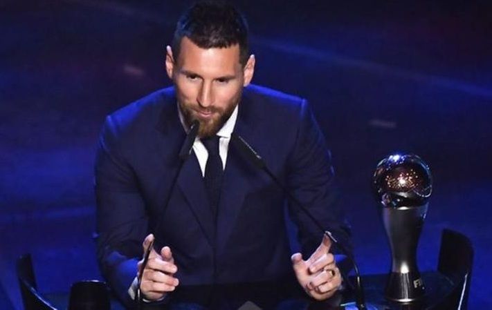 Messi awarded for the best player of FIFA for sixth time