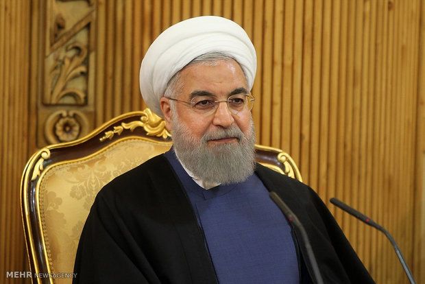 روحاني: الأمريكيون أبلغوا تقريبًا جميع قادة العالم بأنهم على استعداد للتفاوض