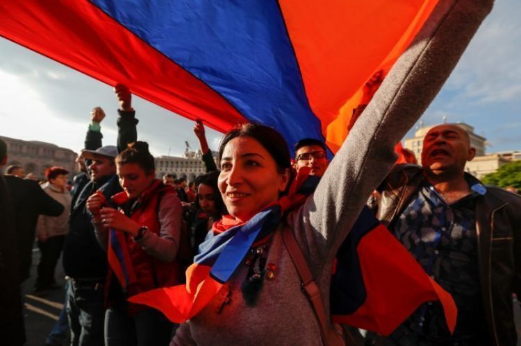 أرمينيا مشلولة - من الصعب وضع حد على العزلة الدولية