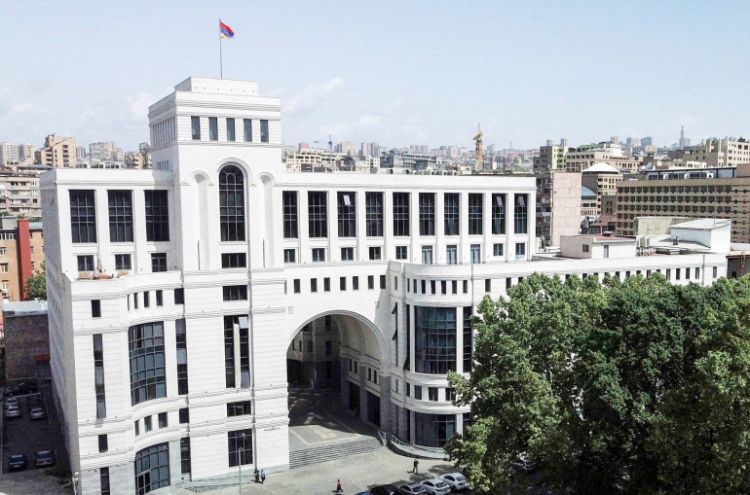 Ankara must halt military invasion in Syria Armenia urges