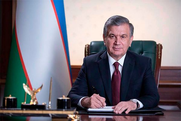 Mirziyoyev doubled export of currency without permits