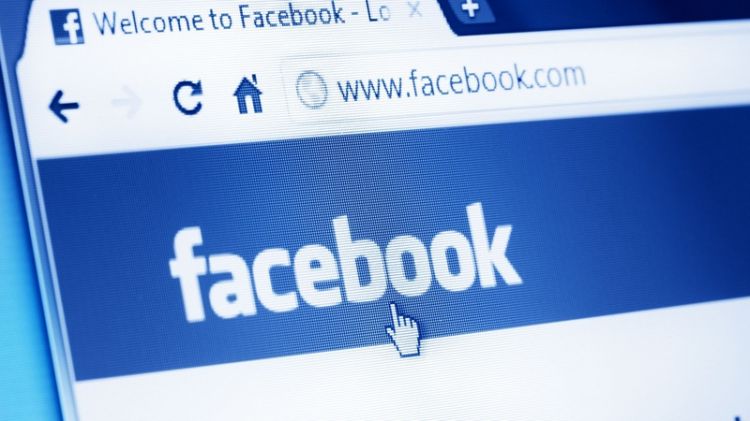 Facebook launches news tab to support journalism