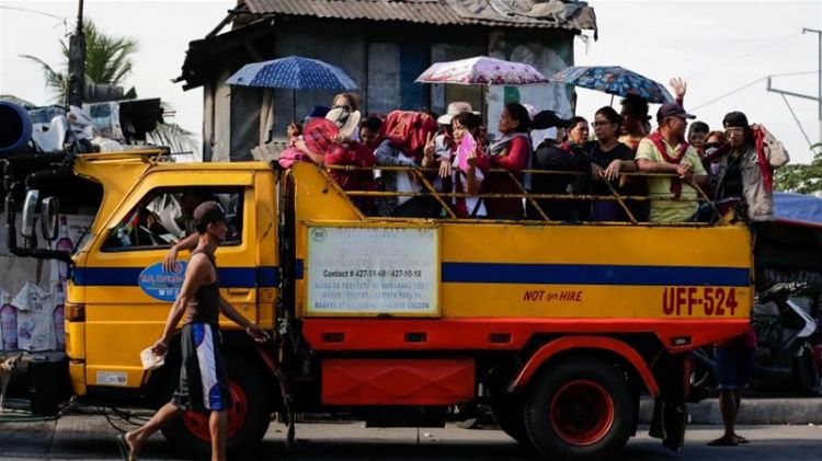 19 killed after truck plunges into Philippine ravine