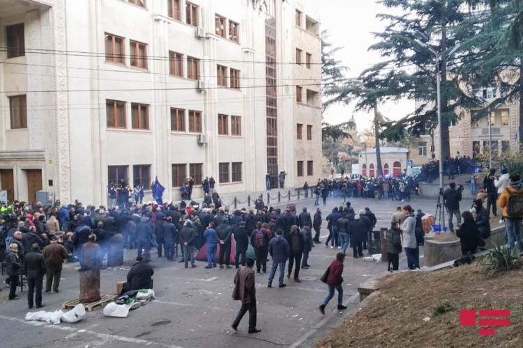 Police in Tbilisi started to disperse the protest rally