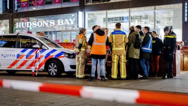 Three injured in attack on shopping street in Hague on Black Friday