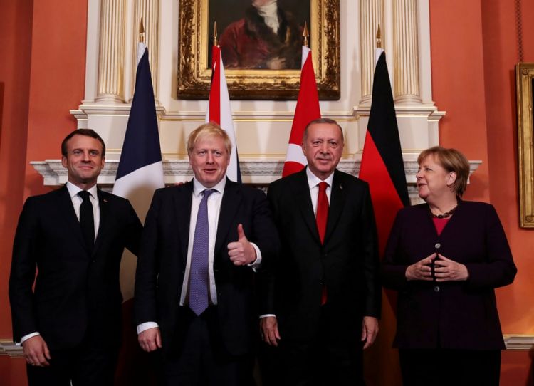 Αποτέλεσμα εικόνας για the queen and the leaders 2019