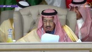 خادم الحرمين يدعو أمير قطر لقمة “التعاون الخليجي”