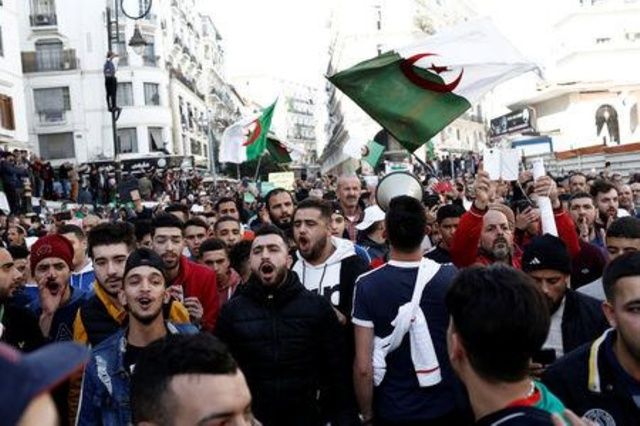 احتجاجات في الجمعة الأخيرة قبل انتخابات الجزائر
