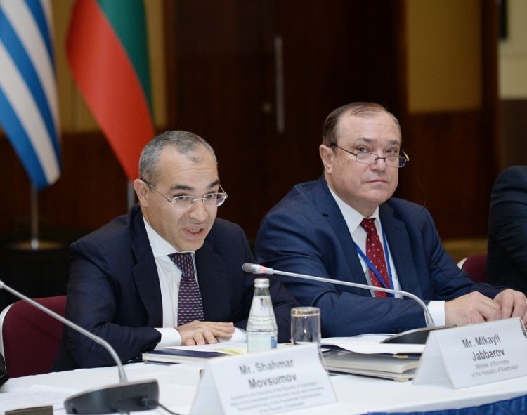 وزير الاقتصاد يسكت مندوب أرمينيا إثر استفزازه في المؤتمر الدولي ويلقنه درسا لا ينسى