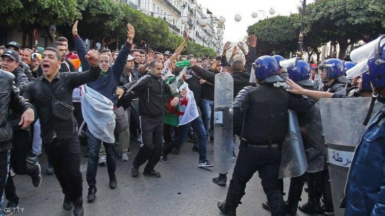 قبل إعلان النتائج الأولية للانتخابات..تشديدات أمنية بالجزائر