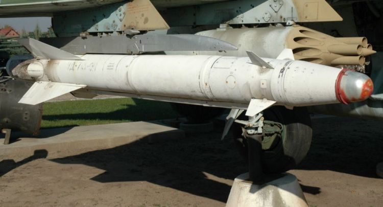 روسيا تصنع صاروخا سريا للمقاتلات