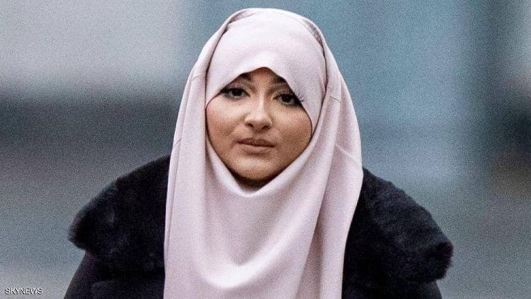 ملكة جمال وصديقة سابقة للاعب في ليفربول "مدانة بالإرهاب"