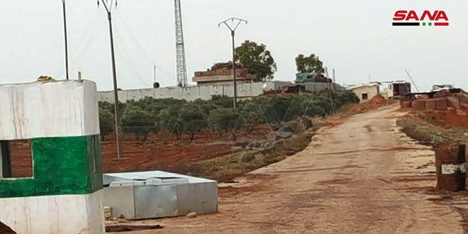كاميرا سانا تدخل بلدة الصرمان بريف إدلب بعد سيطرة الجيش عليها وترصد نقطة المراقبة التركية المحاصرة