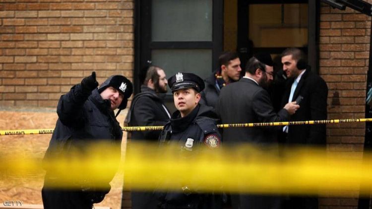 عملية طعن جماعية بمعبد يهودي في نيويورك.. وسقوط ضحايا