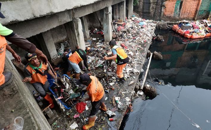 Death toll keep increasing in Indonesia floods
