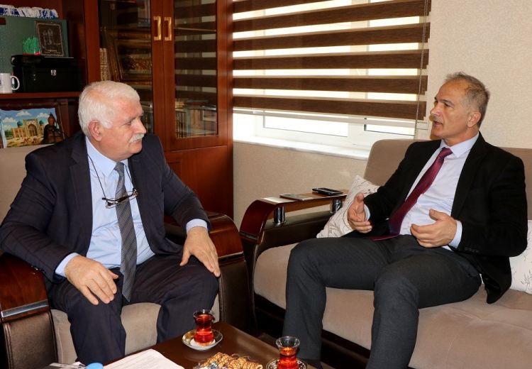 الملحق الصحفي للسفارة التركية في أذربيجان التقى رئيس مؤسسة أوراسيا الدولية للصحافة صور