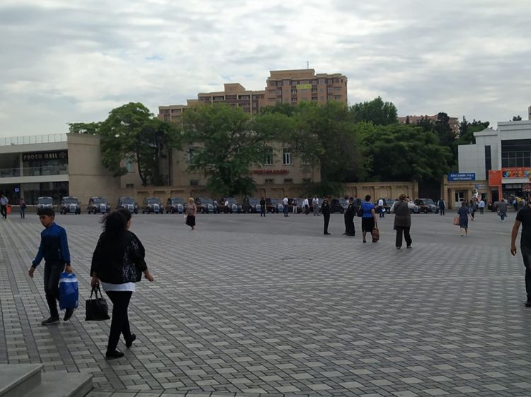 Площадь в баку Площадь в баку