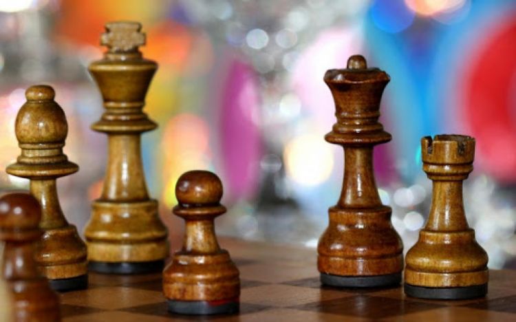 اليوم، يتنافس لاعبونا في الشطرنج في الجولة الرابعة من المهرجان الجاري في إيران