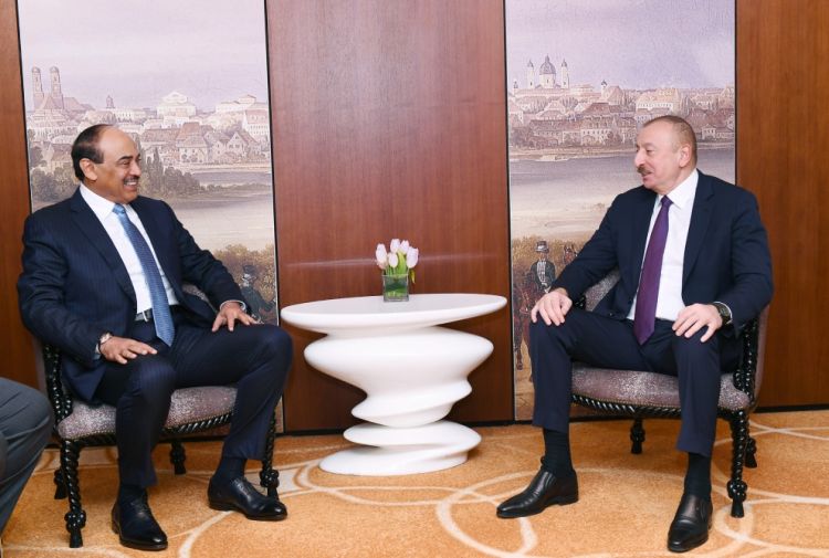 الرئيس إلهام علييف يلتقي رئيس وزراء دولة الكويت في ميونيخ