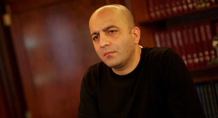 Mübariz Mənsimovun vəziyyəti ağırlaşıb <span class="text-danger">Köməkçisindən açıqlama</span>