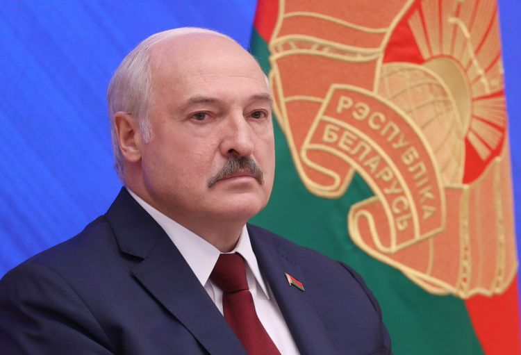 لوكاشينكو يرفض تقديم كازاخستان "هدية" لأمريكا والناتو