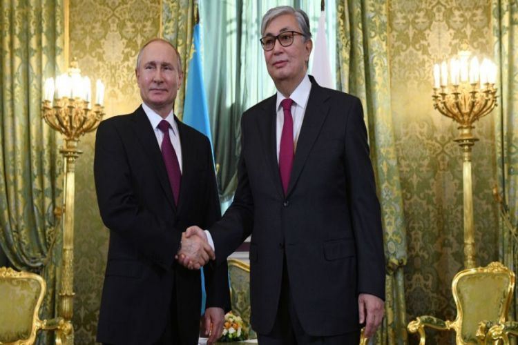 Tokayev, Putin hold phone talks over situation in Kazakhstan